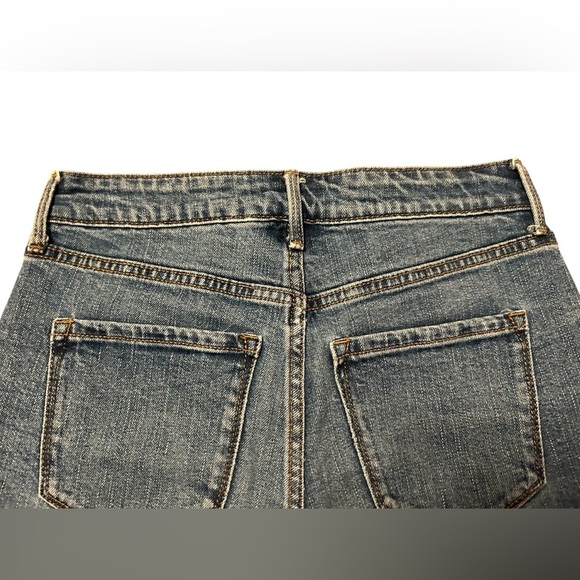 Old Navy High Rise Secret-Slim Button Fly Cuffed Women's Size 0 Blue Jean Shorts - Picture 4 of 10